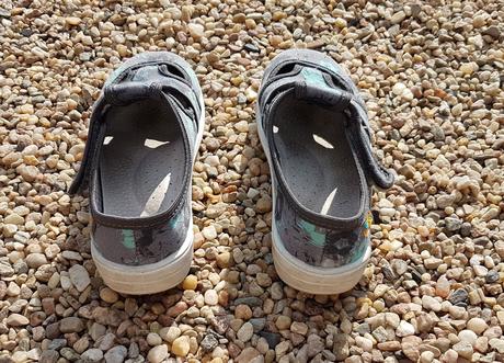 I150	chlapecké papuče vel. 32, 32