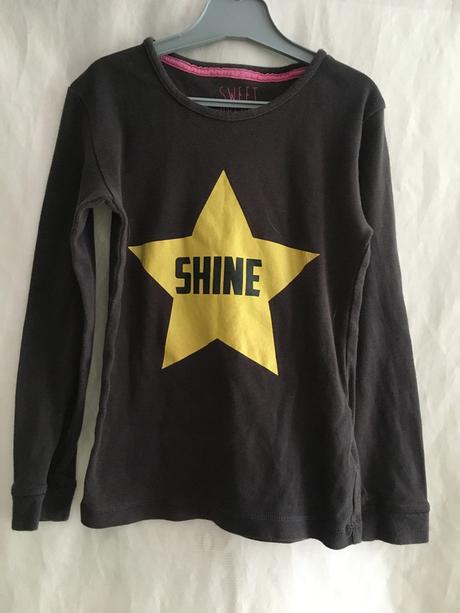 Hnědé pyžamové triko s hvězdou, 116