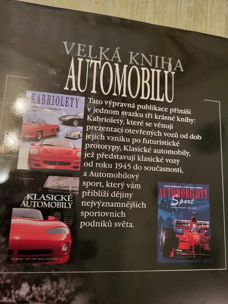 Knížka velká kniha automobilů, 