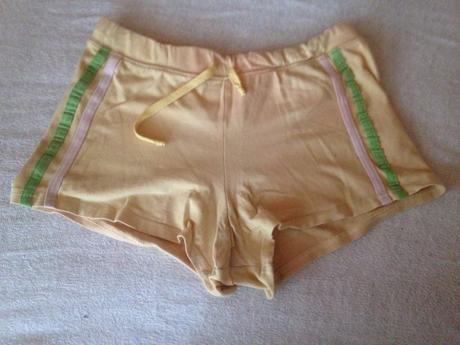 Dívčí kraťasy, 134