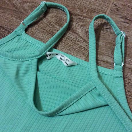 Lehoučké letní mintové šaty, 116