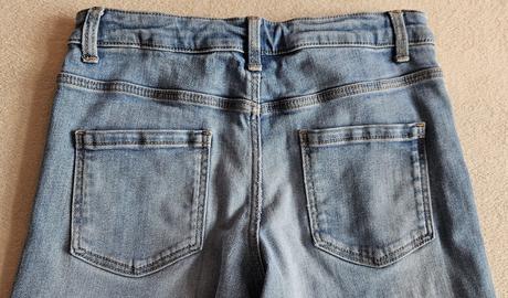 Dívčí rozšířené džíny, rifle, vel.140, zn.c&a, c&a,140