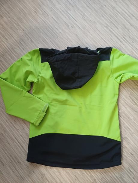 Bunda softshell. vel.m, m