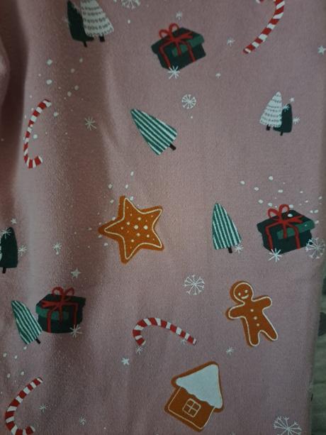 Vánoční tepláky, 164