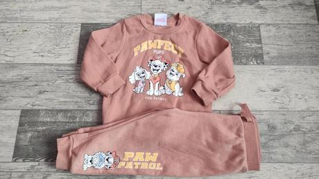 Podzimní/jarní mix chlapec 27ks vel.86/92, 86–98