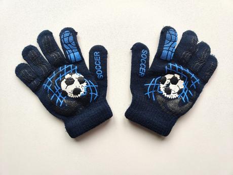 Obrázkové rukavice vel. 104-110-116, 110