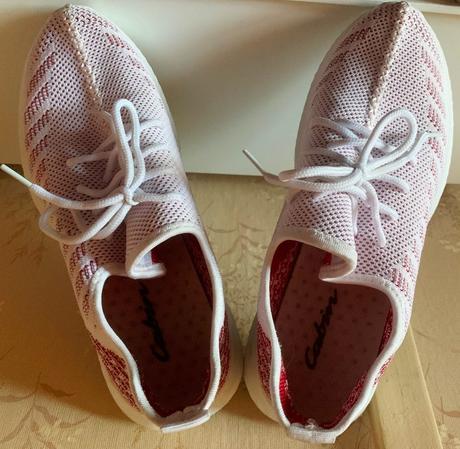 Tenisky bílo-růžové, 41