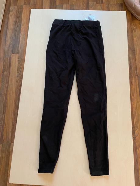 Kalhoty/legíny s dírami a sítí, vel xs, fb sister, xs