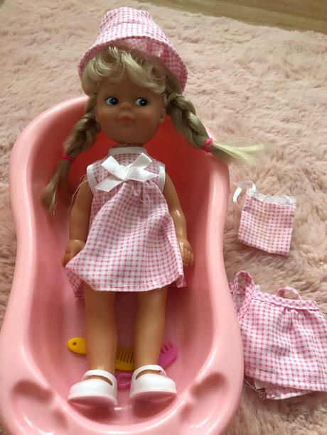 Panenka s vaničkou,