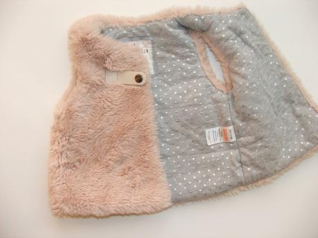 M42 chlupatá vyteplená dívčí vesta vel. 74, matalan,74