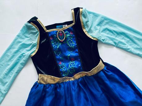 An11 / kostym anna frozen - v.7/8 let,
