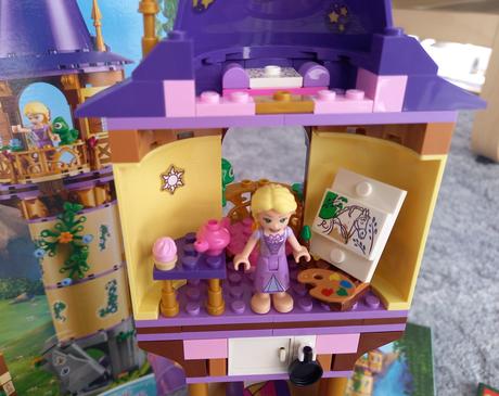 Lego disney princess 43187 - rapunzel's tower.,