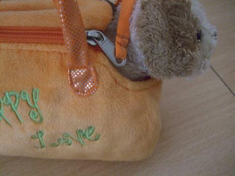 Plyšový psík v taške - cca 19 cm, 