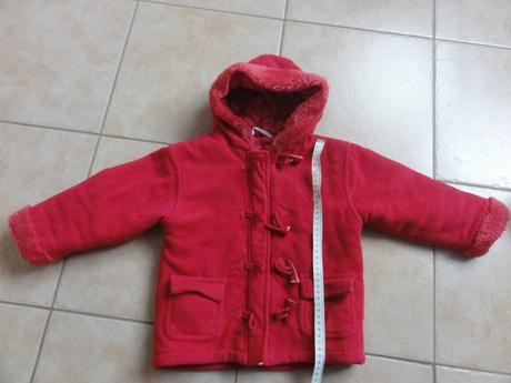 Růžová kabátek, 98