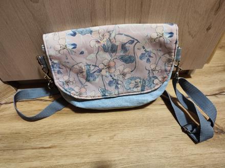 Látková kabelka (crossbody),