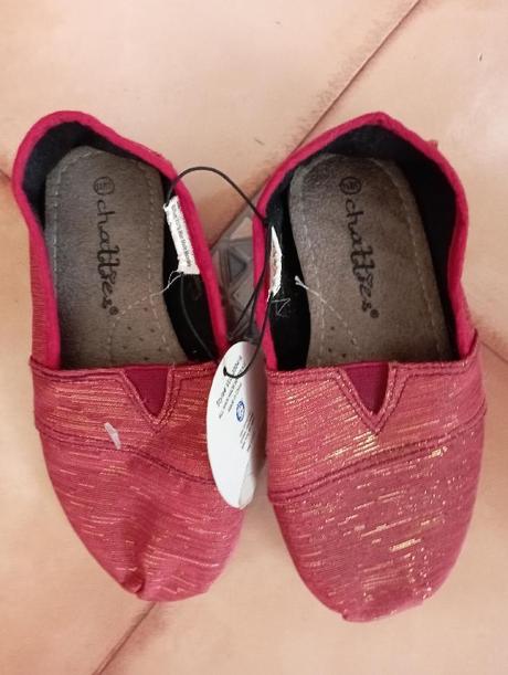 Sandálky chatties, 27