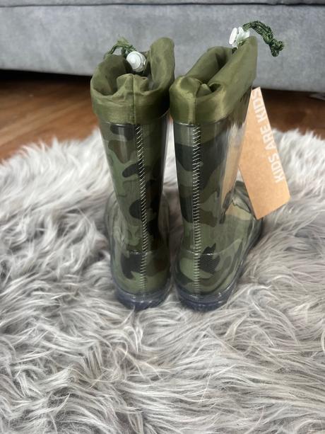 Holinky, coccodrillo,32