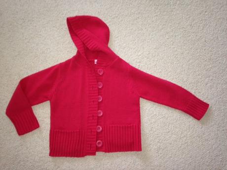 Svetřík s kapucou, f&f,116
