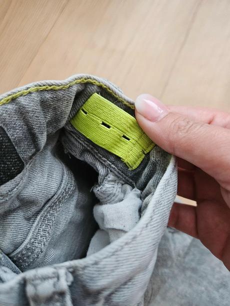 Kraťasy, vel. 9 let, 140