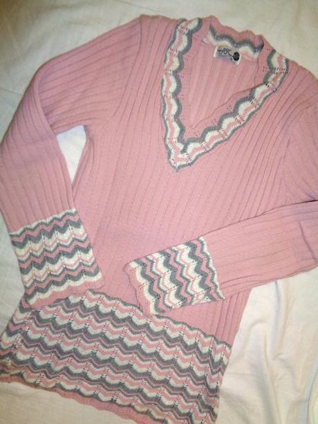 Luxusní háčkový delší růžový svetr m/l, m