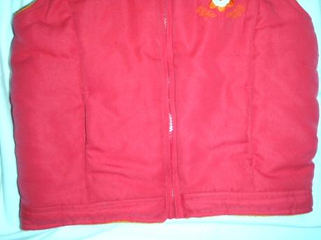 Nepřehlédnutelná oboustranná vesta, mothercare,110