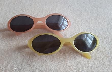 Dvoje dětské sluneční brýle, vel.2-4roky,