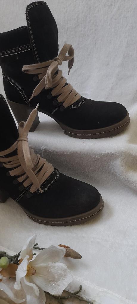 Polokozačky na blokovém podpatku, lasocki,40