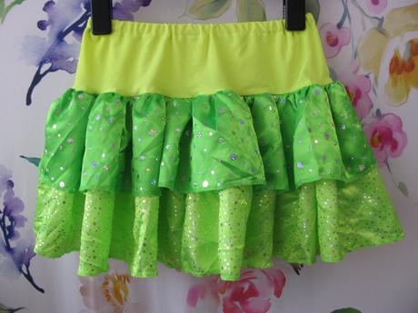 Krásná saténová žluto zelená sukně s flitry, 116