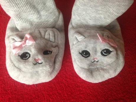 Dívčí capáčky kočička, h&m,<17