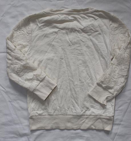 At154. krémová krajková mikina 6-7 let, young dimension,122