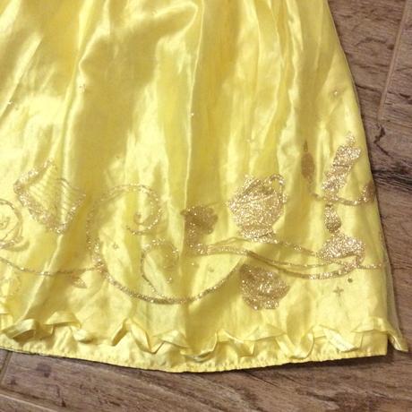 Kostým ,,kráska bella" v. 116, 