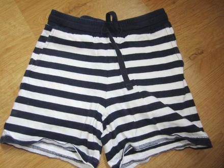 Veselé pohodlné pruhované kraťásky, h&m,110