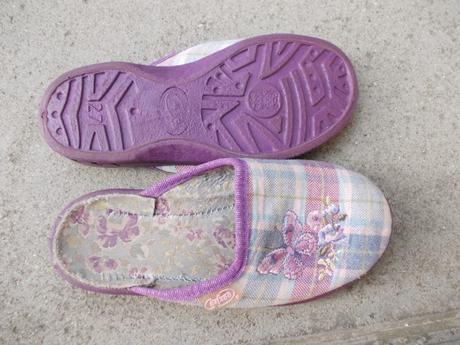 Domácí pantofle s motýlkem, vel.27, befado,27