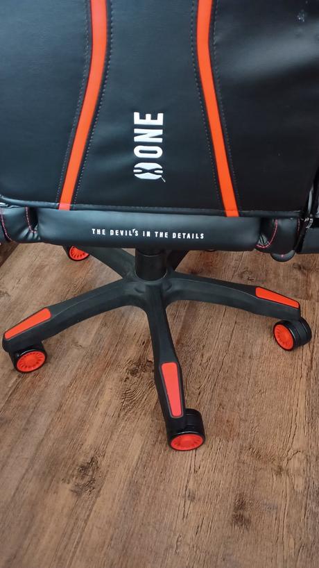 Židle k pc/ herní židle, 