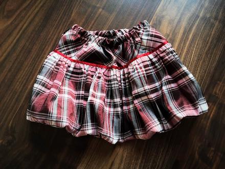 Balonová sukýnka, 104