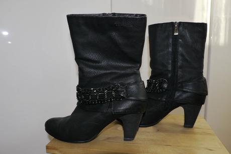 Polokozacky na podpadku vel.37 tamaris, tamaris,37