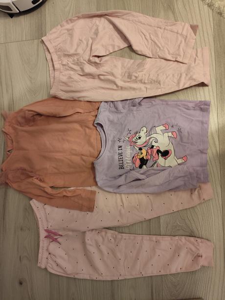 Holčička 104-122, 104–116