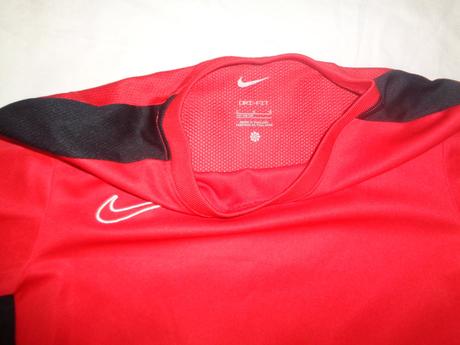 Červené funkční tričko nike - dri-fit 147-158, nike,152