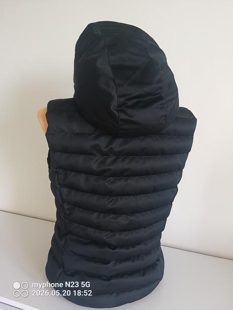Vesta zn."adidas" vel."36" i trošku větší, adidas,36