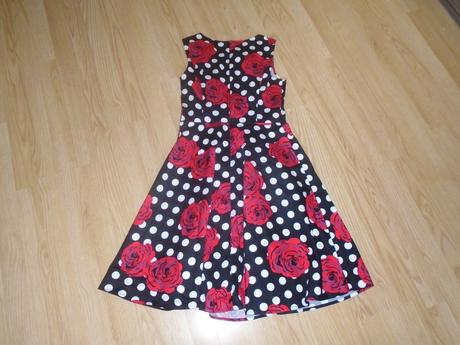 Dámské šaty vel. s, s