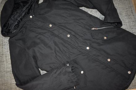 Černá dívčí zateplená parka, velikost 152/158, 152