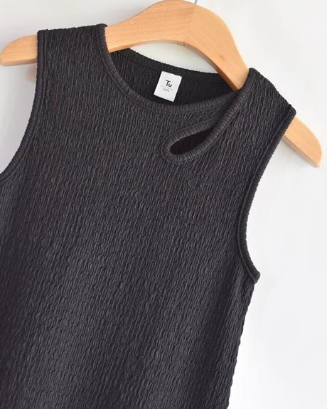 Šaty vel. 7 let, tu,122