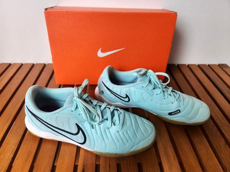 Sálové tenisky sportovní boty nike legend vel. 40, nike,40