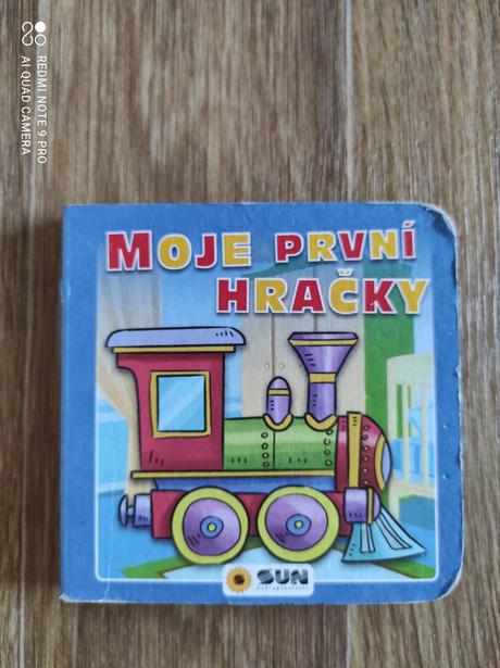 Leporelo moje první hračky,
