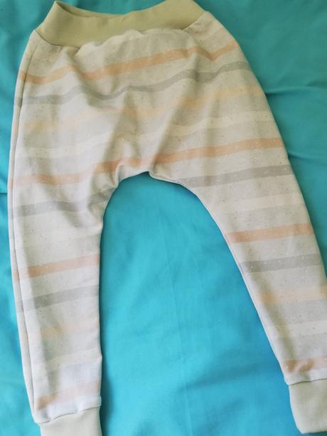 4 dílná tepláková souprava, 68–80