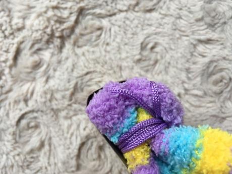 Žinylkové rukavice palčáky se šňůrkou, 74