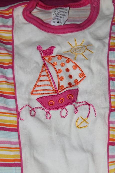 Dívčí body proužky, loďka, sluníčko, arex,62