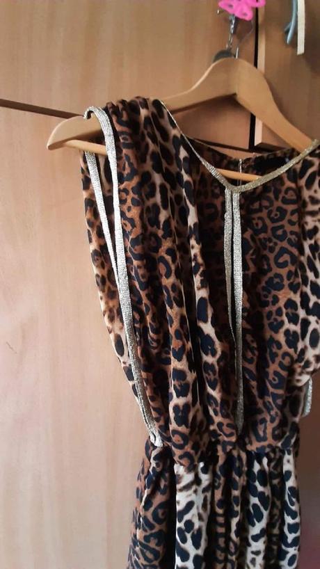 Tygrované šaty vel. s/m, s