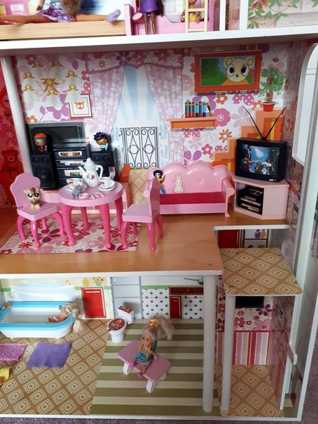 Dřevěný domeček pro panenky s vybavením -116x75cm,