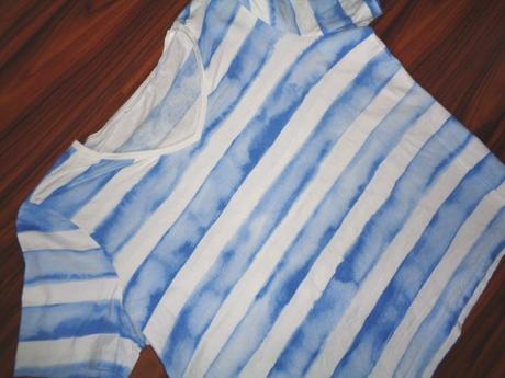 Pěkné modrobílé pruhované tričko 42/44, 42